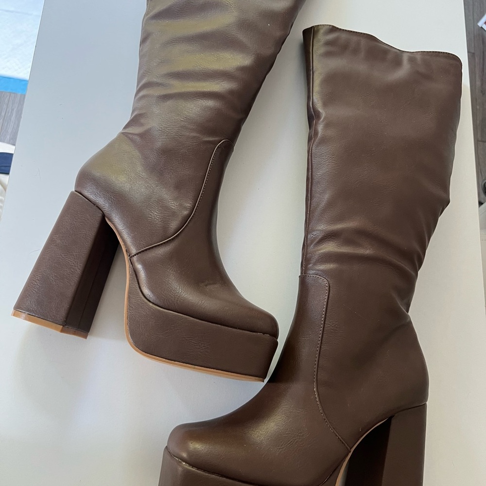 DOLLS KILL PLATFORM BOOTS